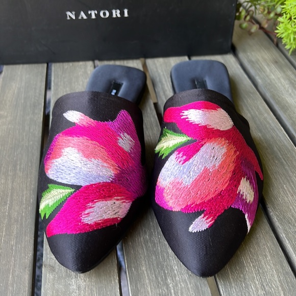 Natori Satin Embroidered Mule Slippers - Picture 5 of 11